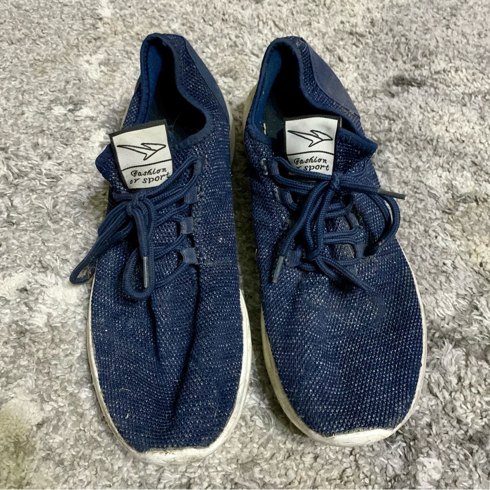 🌈6/$10 Dark Blue Sneakers